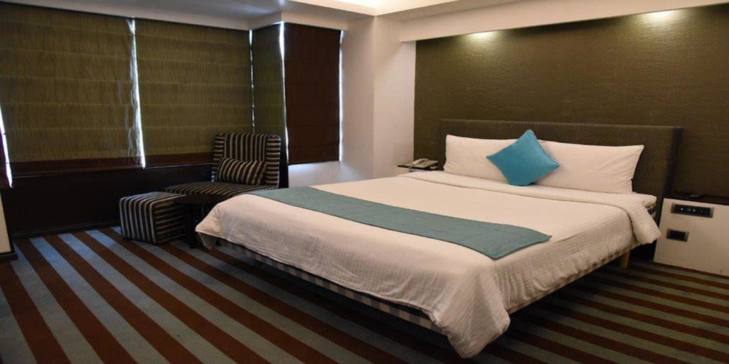 Hotel The Madison Nueva Delhi Exterior foto